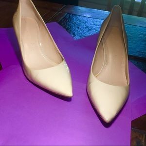 Banana Republic Kitten Heel Pumps - SIZE 7 1/2